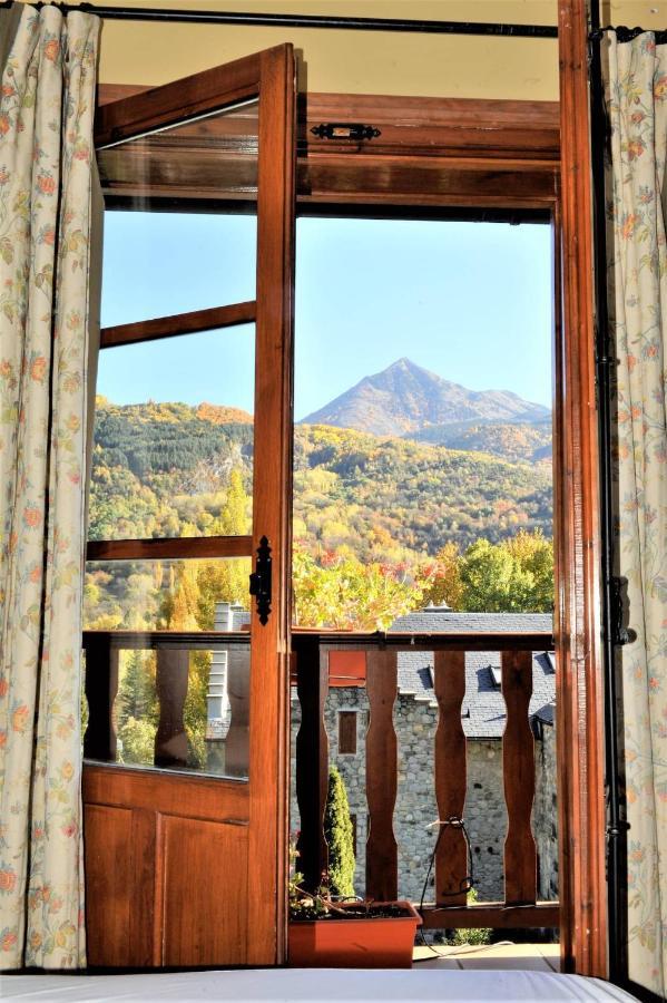 Chardin D'Alto-Apartamentos Chardins ベナスケ エクステリア 写真
