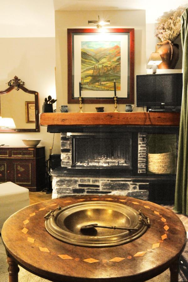 Chardin D'Alto-Apartamentos Chardins ベナスケ エクステリア 写真