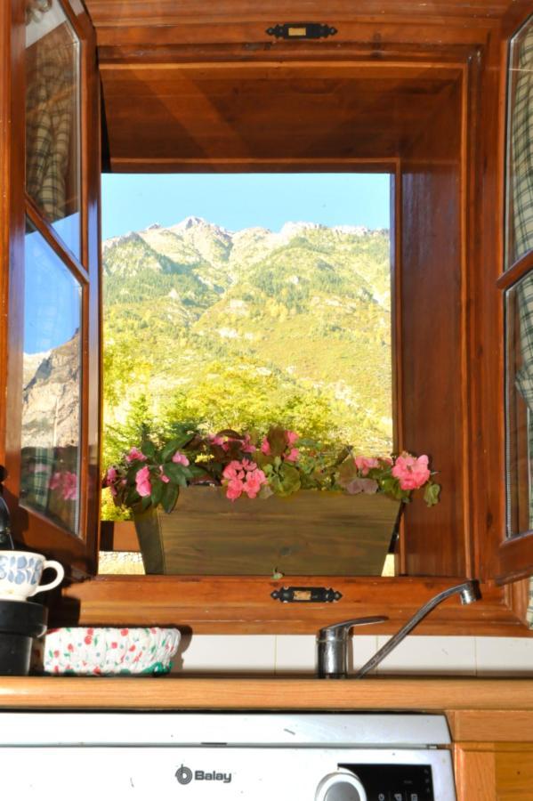 Chardin D'Alto-Apartamentos Chardins ベナスケ エクステリア 写真