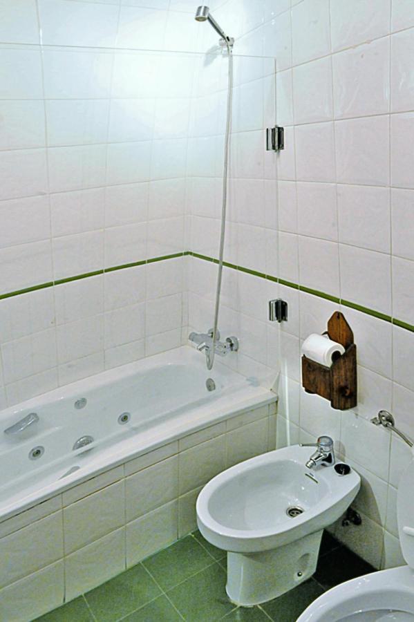 Chardin D'Alto-Apartamentos Chardins ベナスケ エクステリア 写真